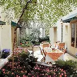 Marmotel Etoile 3* Paris